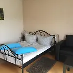 A & J Hirsch Апартаменты